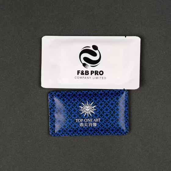 Factory Custom Logo Eco-Friendly 1-Piece Wet Wipes Four Side Seal for Aviation Catering Travel & Commercial Advertisement 图4