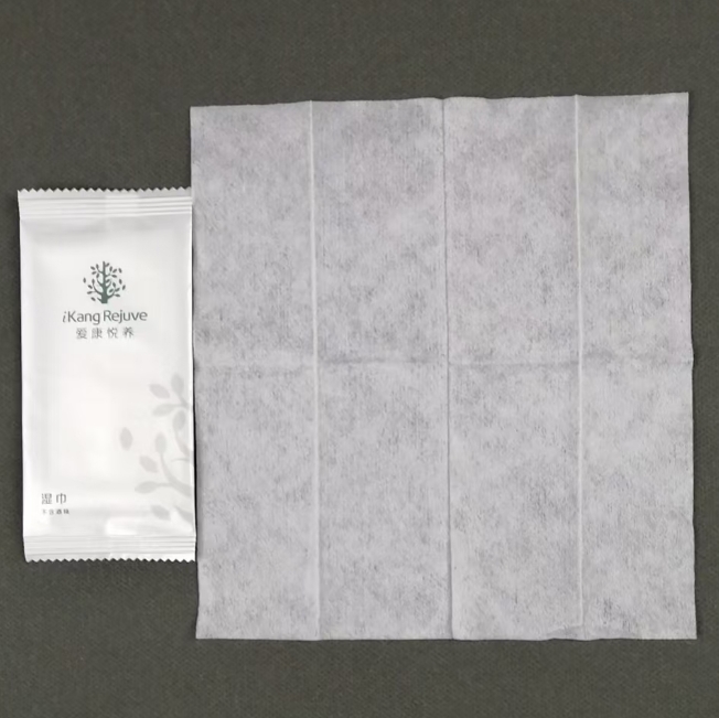 Factory Small Order Customize Logo Printing Commercial Single Piece Wet Wipes for Advertisement Promotion