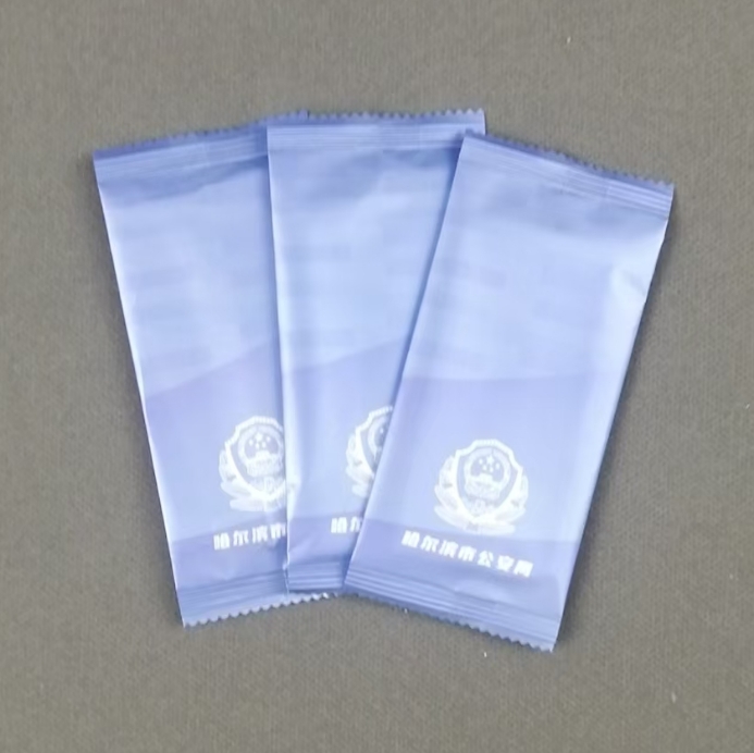 Low Price Factory Small Order Custom logo 1pc Alcohol Wet Wipes for Internet Bar Hotels Restaurants Travel Car 图6