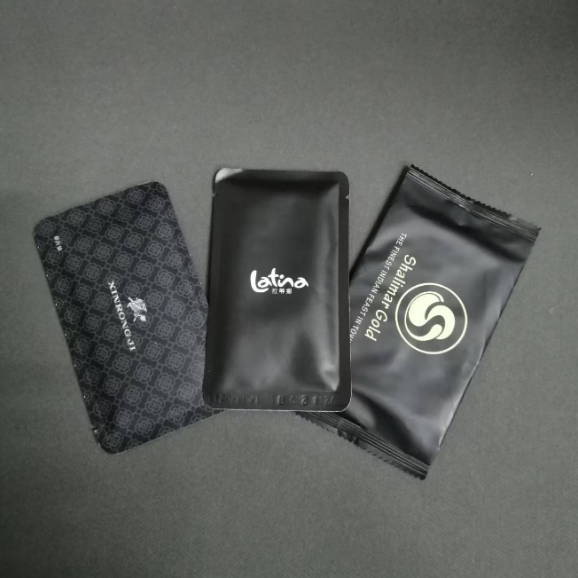 OEM Factory Custom Logo Eco-Friendly Four Side Seal 1piece Wet Wipes for Banquet Restaurant Hotel Travel 图3